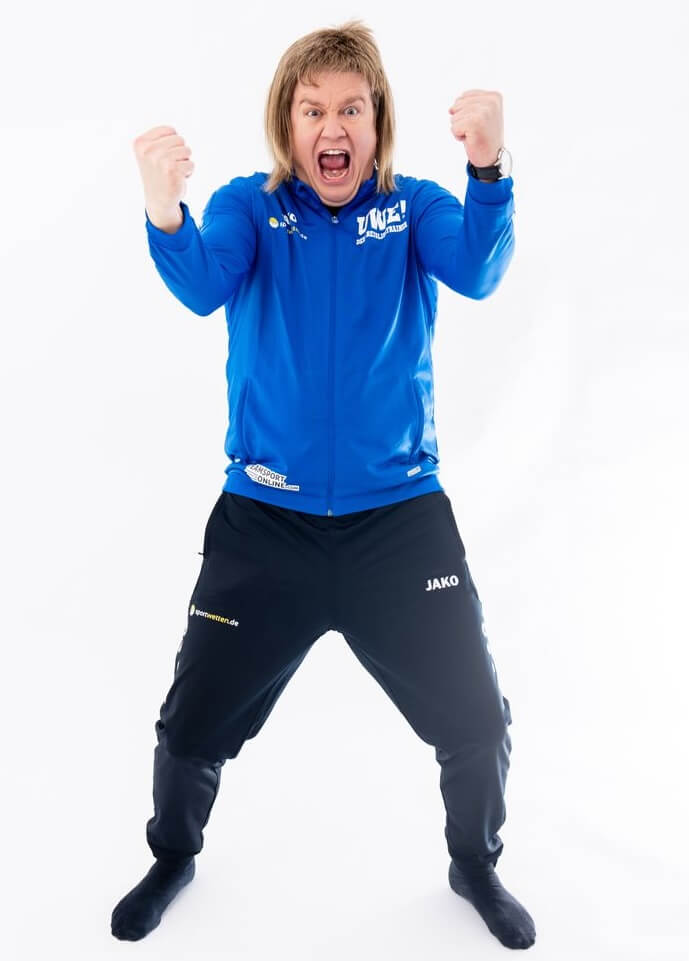 Uwe! Der Kreisligatrainer Uwe! Der Kreisligatrainer